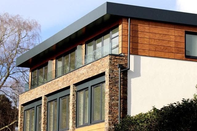 Modern Home With Flat Roof Modern Home With Flat Roof