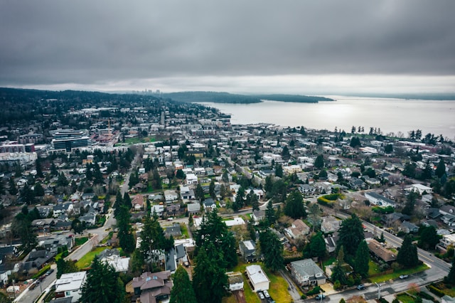 aerial view of kirkland wa homes