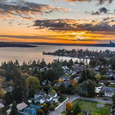 view of bellevue neighborhood at sunset